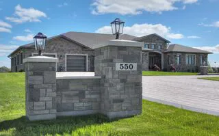 Pierre du Domaine Brockton large image 4